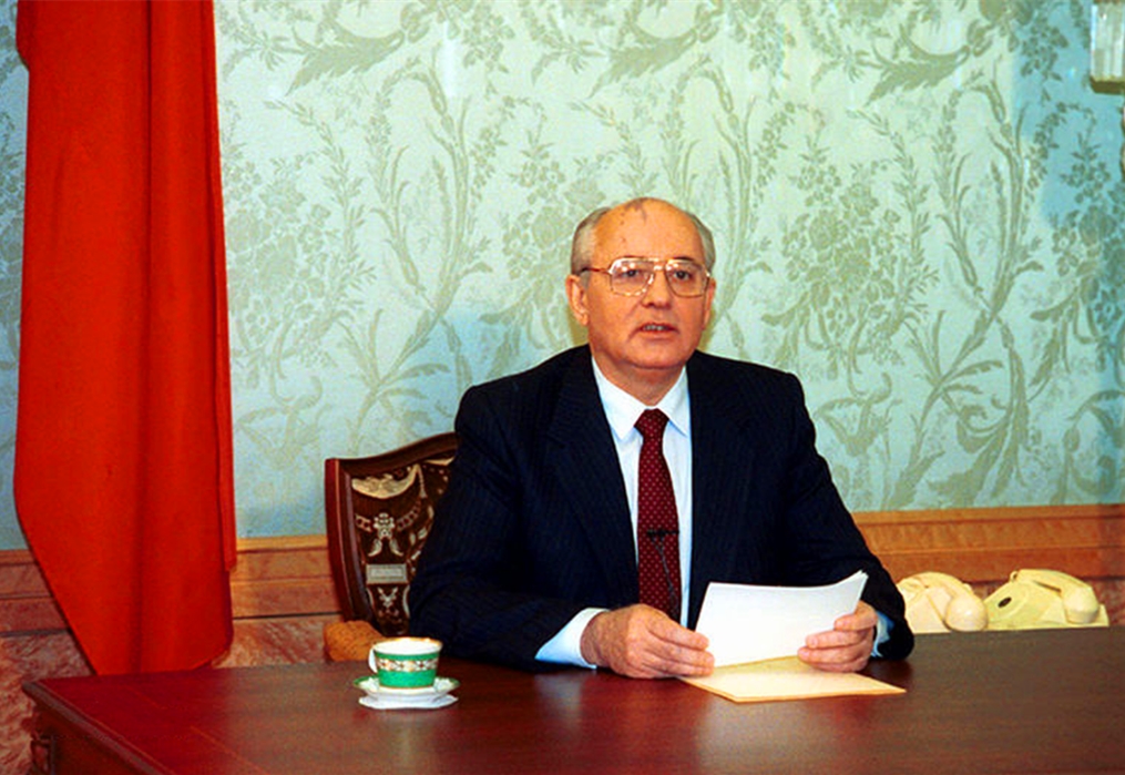 太空■史上最悲催宇航员，人在太空国家却没了，滞留太空一年没人收