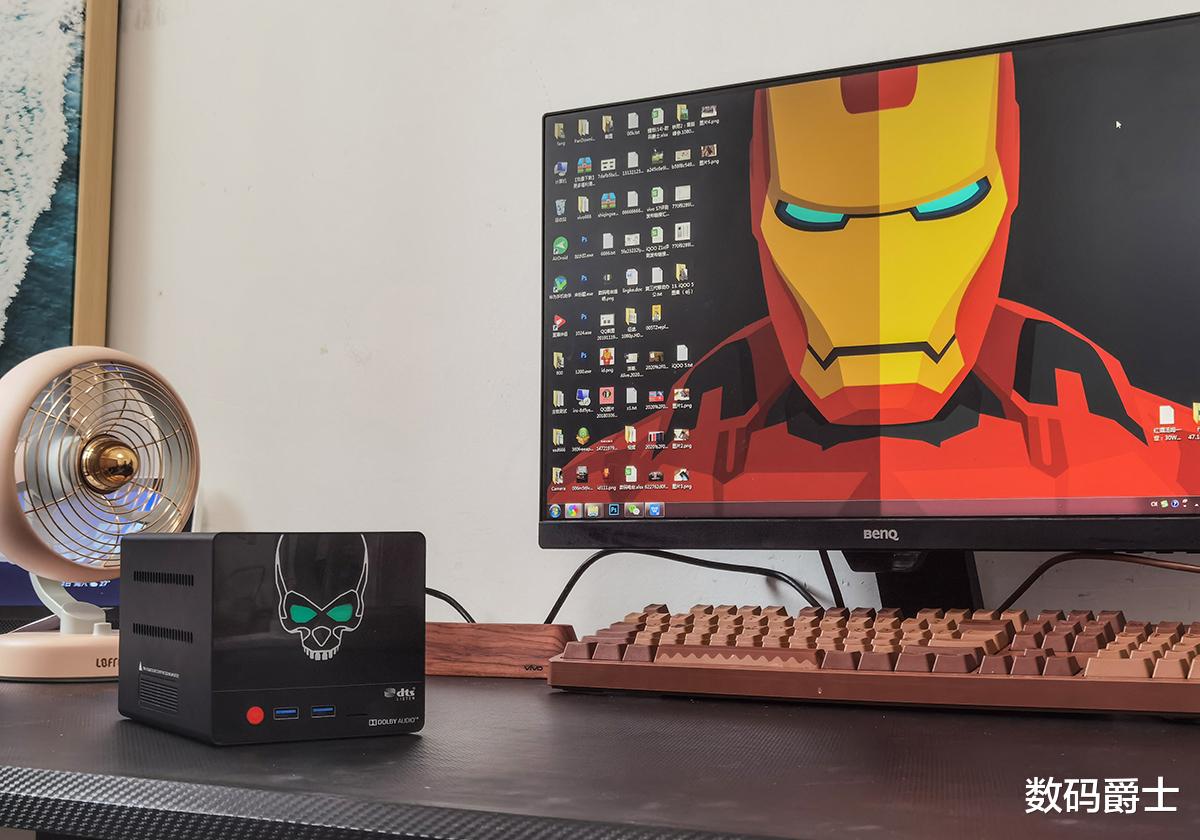 硬盘|4G+64G的电视盒，还能挂载两块16T硬盘：零刻GS-King X体验