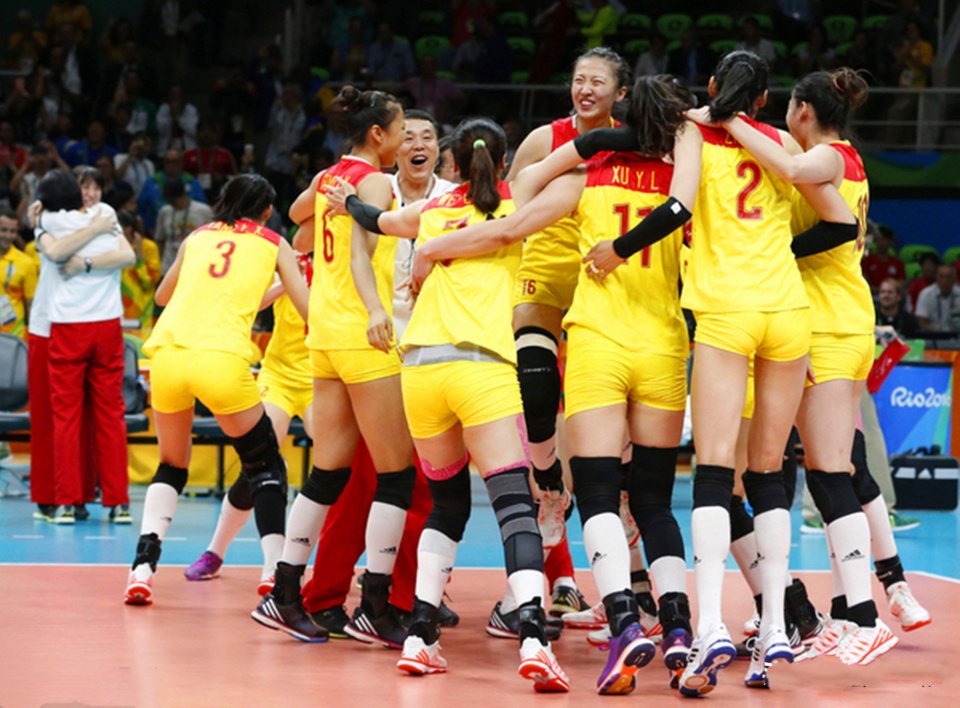 『女排』中国女排三次奥运冠军,每一次都是一段记忆,04年女排夺冠最艰辛