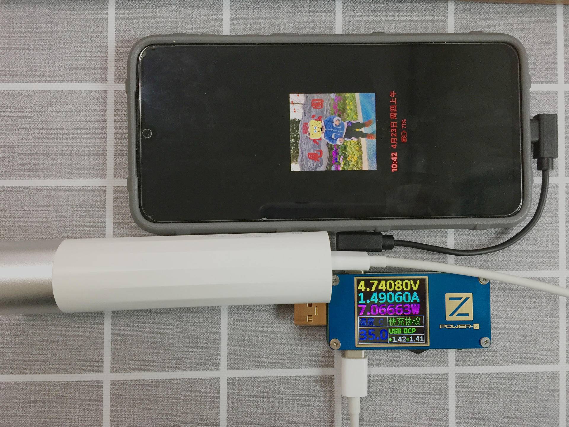 充电宝|你家里也该备一个——哲思随身充电宝手电筒