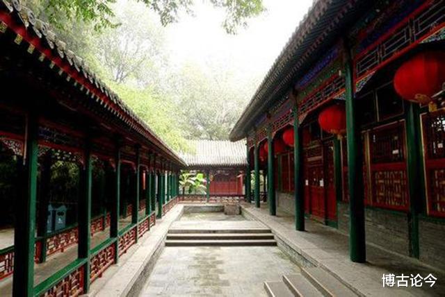 和珅|中国第一豪宅\恭王府\，一颗原木价值27个亿，世界首富也买不起