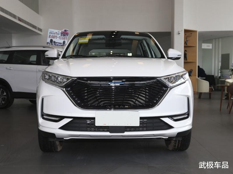 长安汽车|又一国产SUV被捧红，半年销量进前十，同级避其锋芒，关键车好大