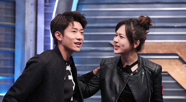 杨紫|28岁杨紫定目标35岁结婚生子，坦言当明星很幸福