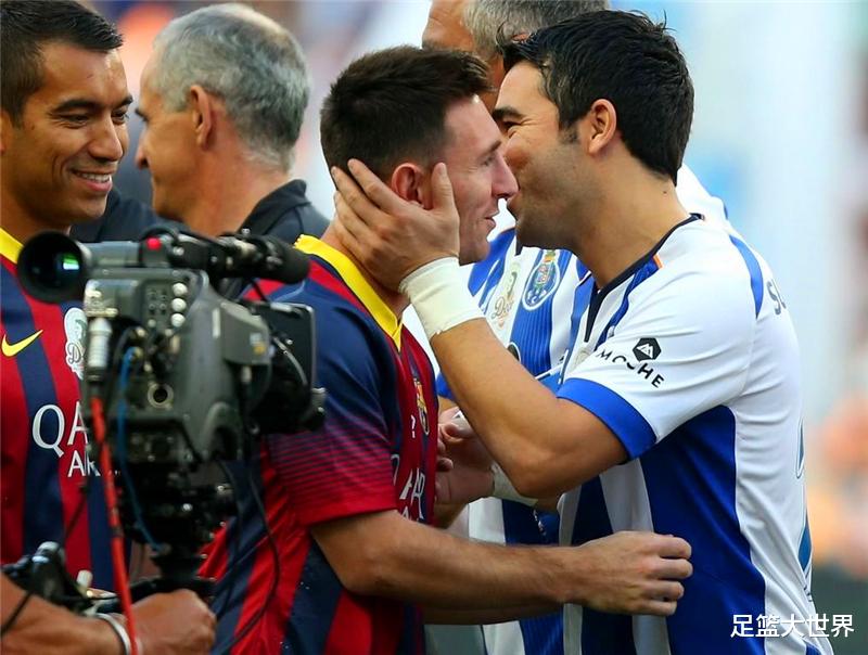 「梅西」命运多舛的巴萨中场大师，助阵菲戈却交恶，关照梅西或因此而离队