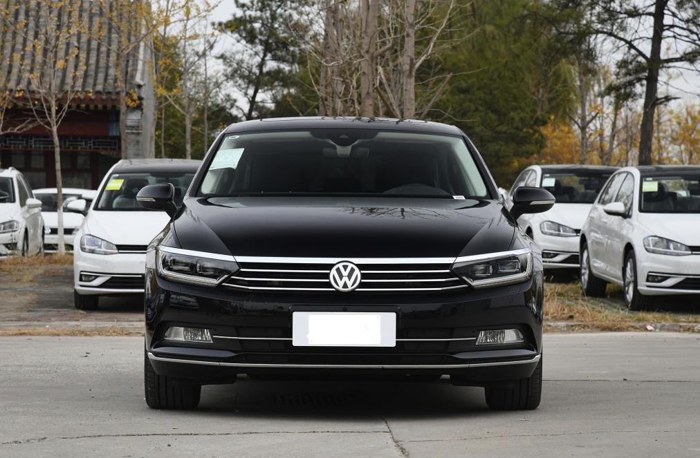 『君越』开迈腾一般是什么人？多少钱能开迈腾？4S店老板会开迈腾吗？