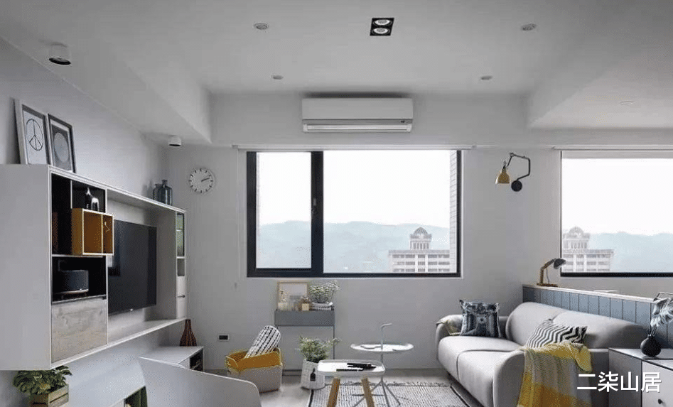 |去闺蜜家参观,头次见把空调安装在这里,做法太高级,美观又省地