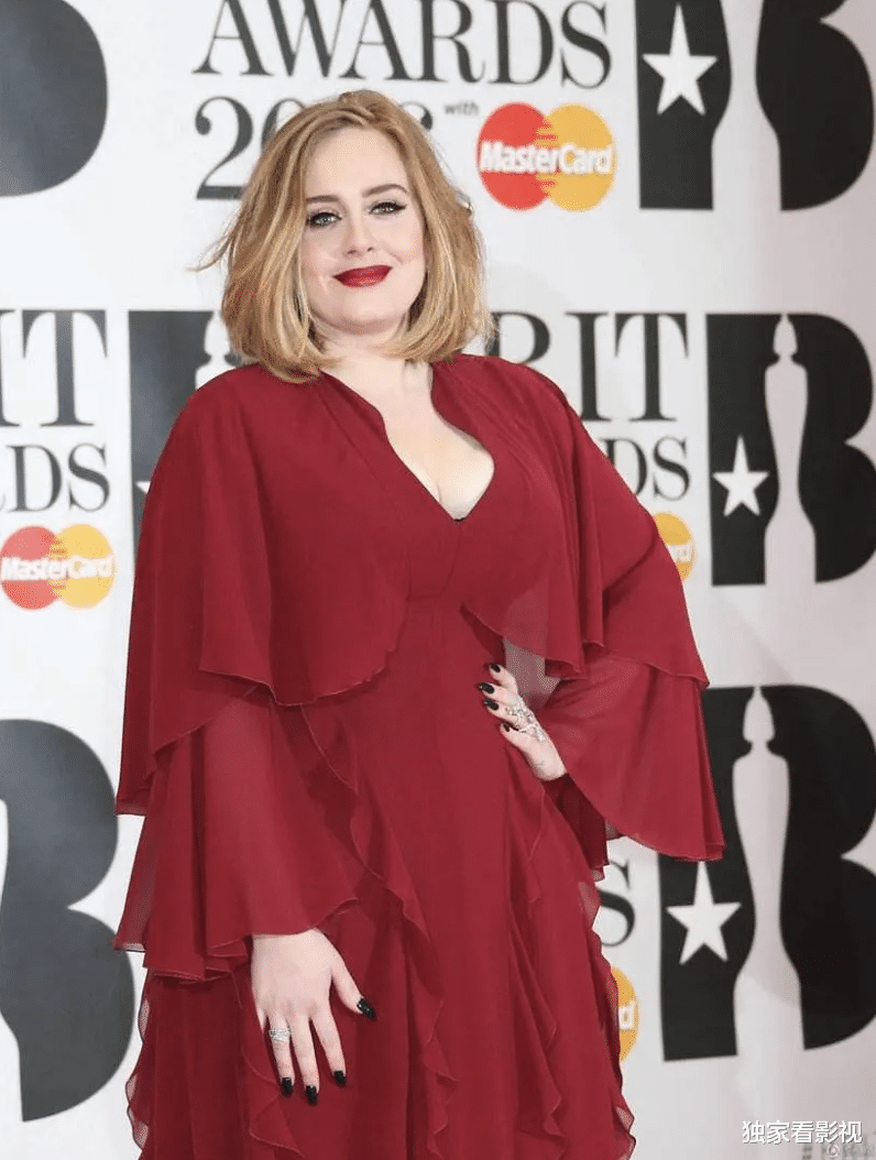 阿黛尔|离婚被分走7亿，阿黛尔怒瘦80斤：以前只会流泪，现在我要流汗