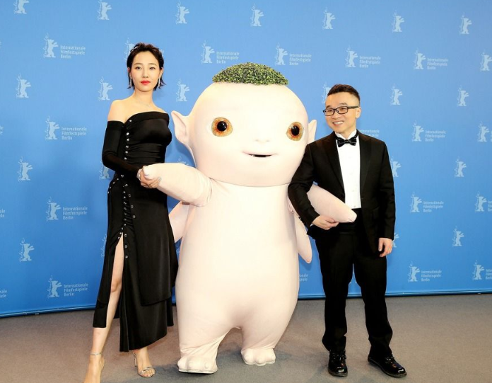白百何|白百何为啥被称“女版陈冠希”？看过她这些照片后，才明白是啥原因！