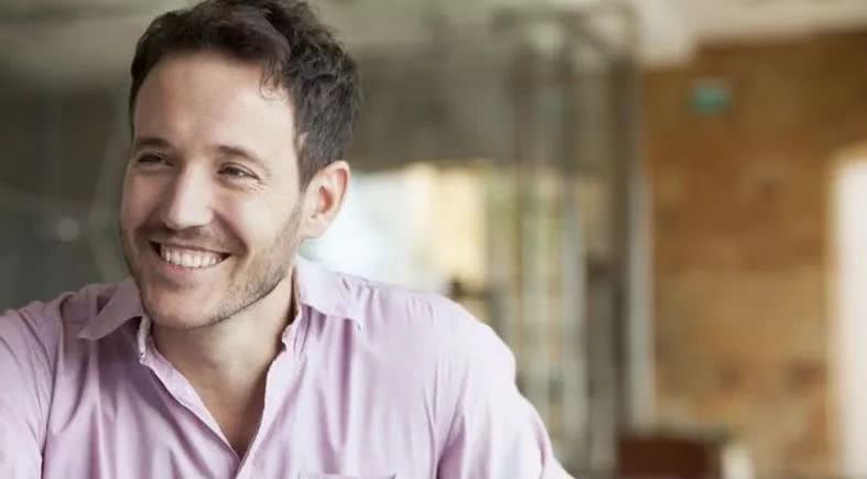 『非常浪漫』明天起，喜事成双来，4月下旬天上掉财、地上生金，4生肖横财上涨，好事成双，天天开口笑不停！