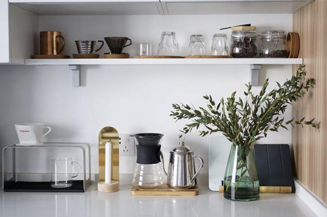 房子装好了，才知“不买”床头柜更巧妙，看了她的家，后悔装早了