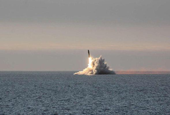 核武器|瞒过了全世界, 一枚洲际核导弹呼啸而出,最会隐忍的五常国出招了