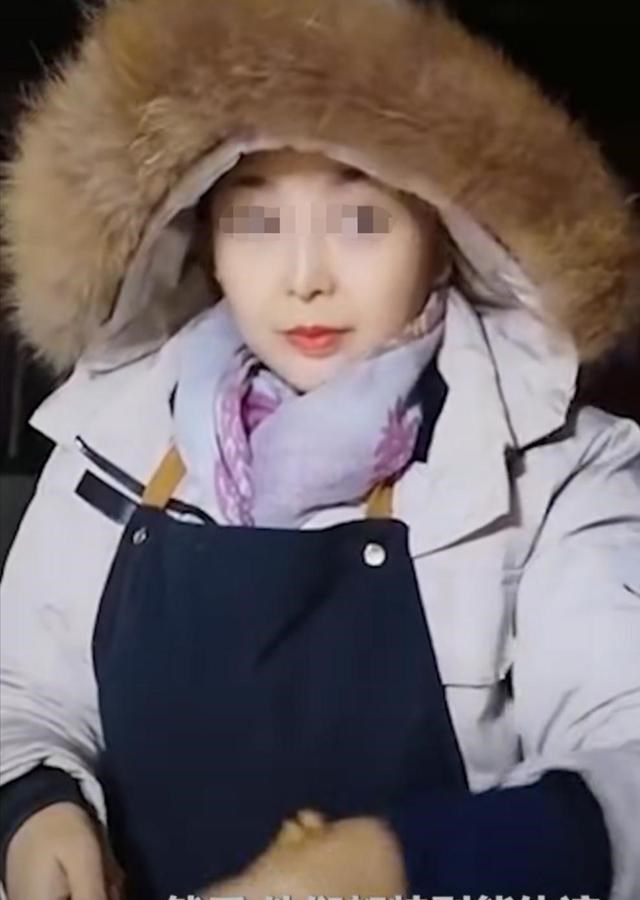 慢慢融化 深圳“美女摊主”走红，3名顾客自己动手做早餐，网友：我也想去