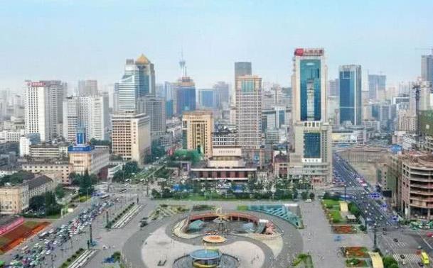 成都|中国“被宠爱”城市，给了六环路，还修建双机场，城建更直逼首都