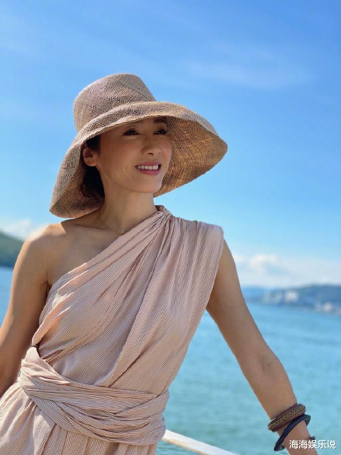 黎姿|12年后黎姿复出，终于明白她为什么没选许晋亨，而嫁给了马廷强