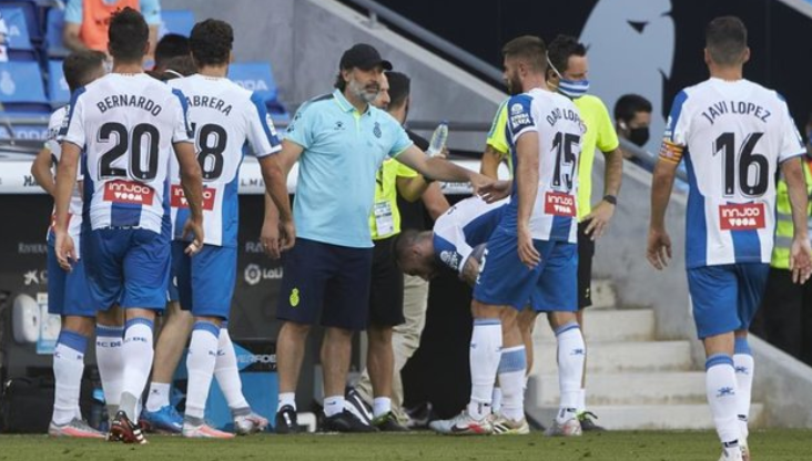 武磊▲3分！武磊追平留洋耻辱纪录，西媒用3个没有狠批他：早该被换下！