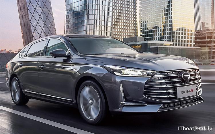 「铃木」全新广汽传祺GA8正式上市：搭载广汽2.0T发动机 15.68万元起售