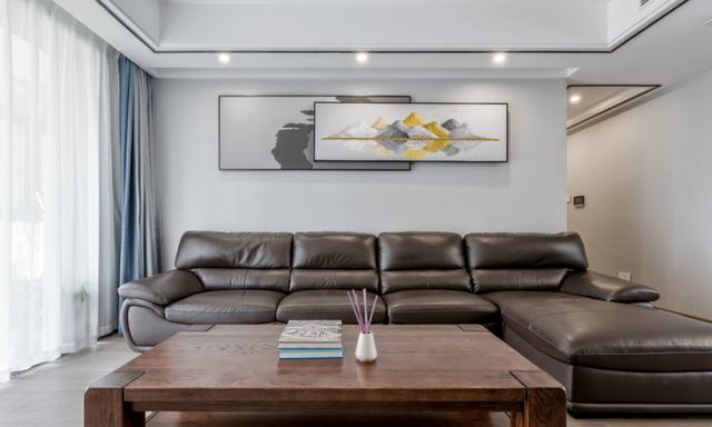 []担心新房效果会过时？学她家装修，吊顶加黑线条，超耐看！