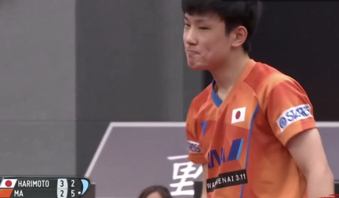 马龙|3-1惨遭马龙逆转!张本急得直跺脚,弱点再次暴露,他注定无冠