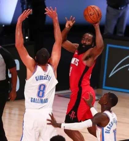 威斯布鲁克|西部首支2-0球队，威少观战怒砍“三双”；雷霆逆转几率有多大？