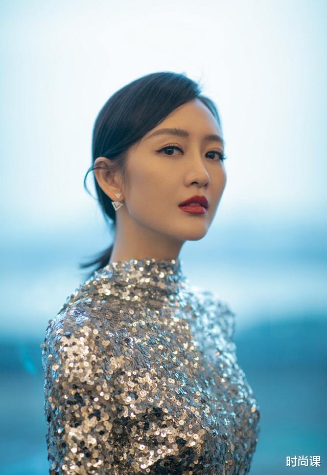 「口红」口红涂好有多重要？看王鸥就知道了！气场全开还是温文尔雅全凭它