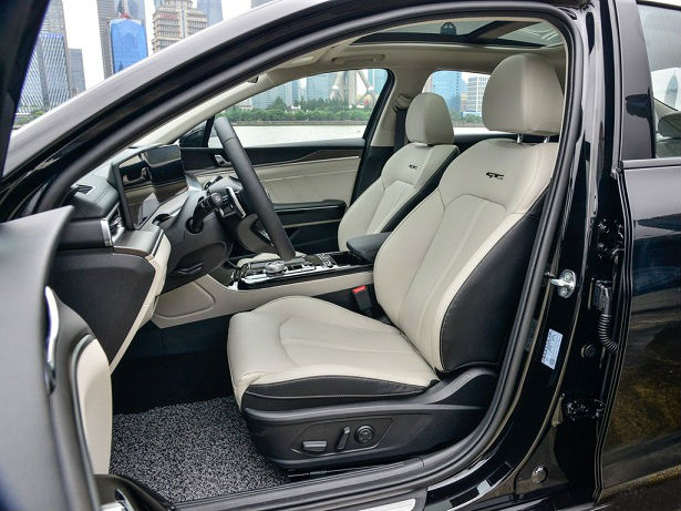 本田雅阁|20万买啥本田雅阁?这合资B级车19万包牌,240马力+8AT,9月上市