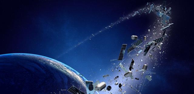太空|明早8: 56,一枚废弃中国火箭可能和卫星相撞,太空碎片或增20%!