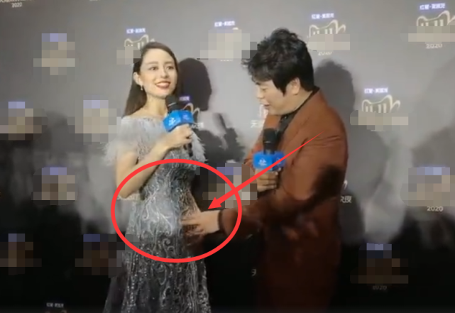 吉娜·爱丽丝|吉娜怀孕6个月坚持穿礼服,谁注意她搭配的鞋?是对孕妇身份最大的尊重!