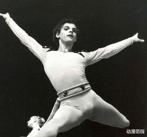 谢苗|二十年前,他从周润发手里接过5000元,然后退出娱乐圈