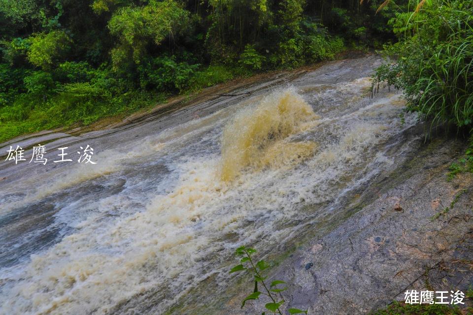 「灵山」藏在皖苏浙交界处的避暑天堂，瀑布成群、气温宜人，知道的人不多