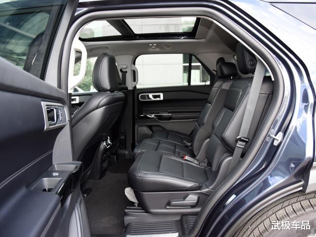 福特探险者|31万入手2.7TV6，配置从低配做起，车长超5米，六座七座任选