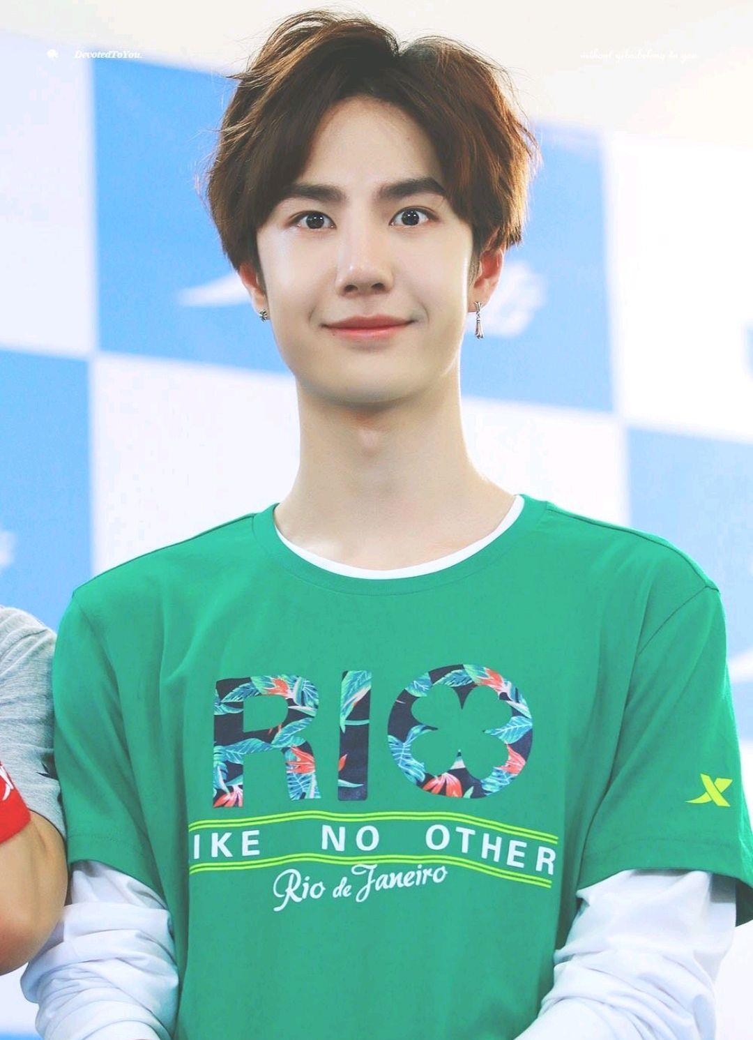 [王一博]王一博新剧在国外播出两天好评不断，粉丝纷纷喊到王一博太可爱了