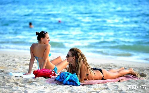 沙滩|欧洲的“天体沙滩”,为何中国游客都不爱去?国人:不适合我们去