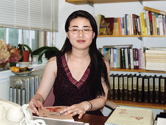 『哈佛大学』13岁被北大破格录取，16岁文章入选教科书，结果一出国就嫁50多岁美国人