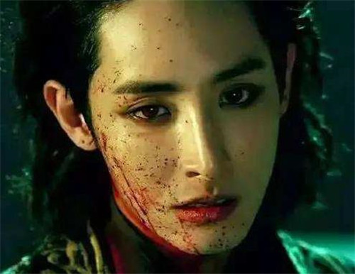 「」他囤积尿液,只为提取黄金,却意外提炼出一种元素,改变了世界