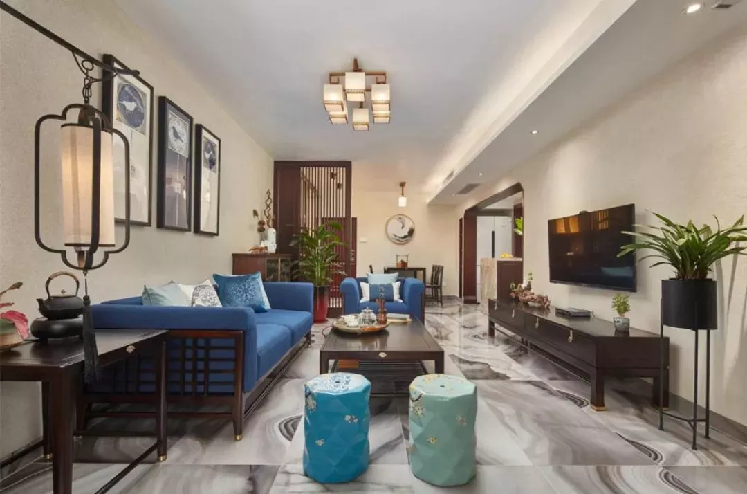 ：新中式风的客厅，带来独特的儒雅感，邻居来了都还不想走了