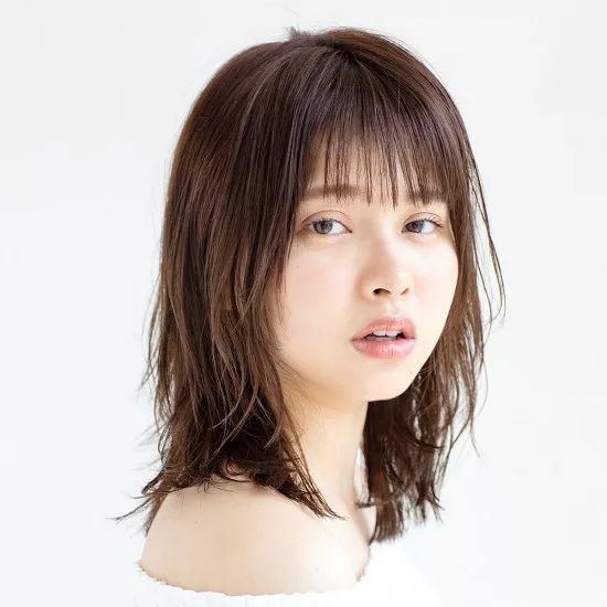 刘海|这几款短发发型，新手也能自己扎~风靡日本秋冬人气发型18款