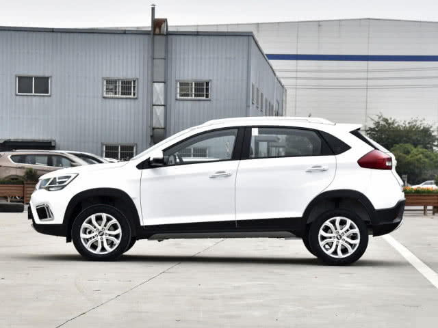 『奇瑞瑞虎』4.49万就上自动挡,比510性价比高,颜值还不低,这台车别错过