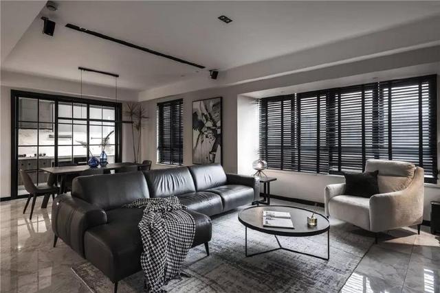 |132平黑白灰经典的现代风，邂逅简单与奢华