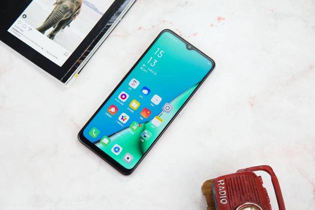 高通骁龙▲仅需1199元起,5000毫安+四摄+256G,老年机的最佳选择!