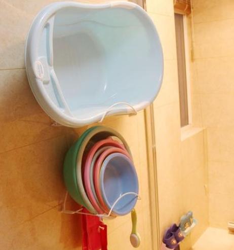 ＂洗脸盆平放占地儿还落灰，3个小方法，干净不占地儿＂