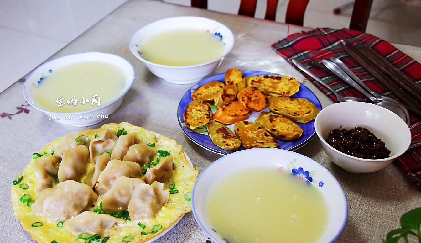 『烙饼』夫妻俩轮班做早餐，7天换样吃，时丰盛时简单，家人吃得倍儿开心