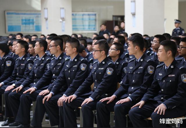 『警察』我国最优秀的3所警校,录取线低,只要考上就相当有了“铁饭碗”