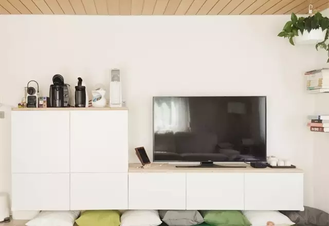 【】电视柜别选太复杂的,这些悬空款的电视柜,让客厅更显宽敞