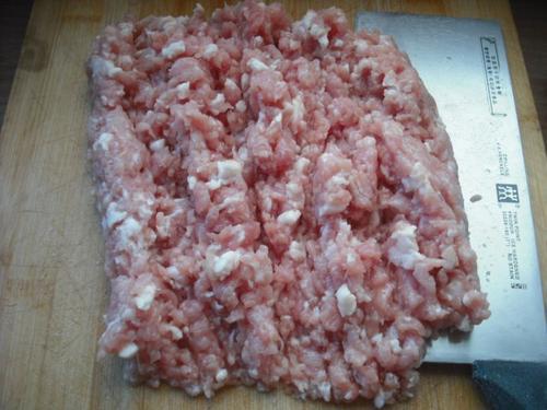 ##饭店是怎么给肉馅去腥的?大厨告诉你,加料酒是大忌,可别再弄错