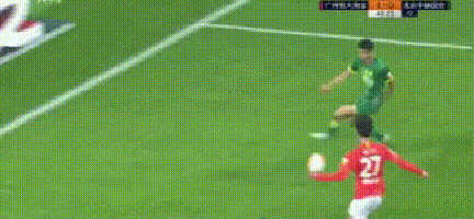 广州恒大|恒大点球破国安！名嘴直言：3人威胁太大，国安被打花了