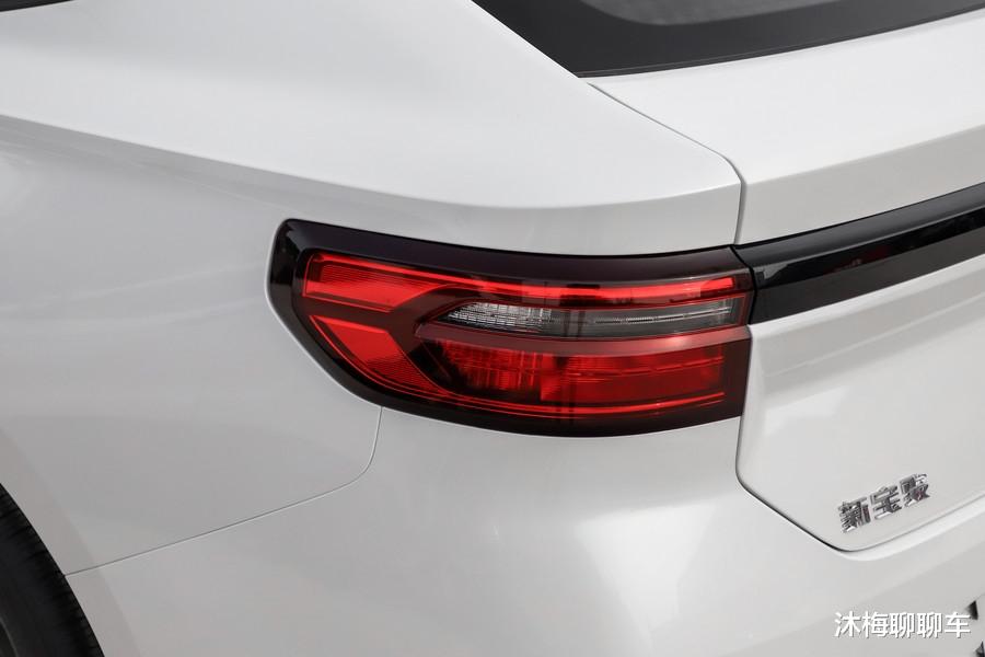 宝骏|6万内的“合资屠夫”,油耗6.2L不怕坏,只吃粗粮,比朗逸大一圈