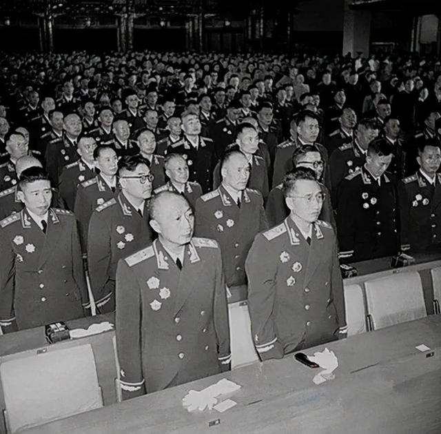 粟裕大将|刘少奇力荐粟裕当元帅，伟人同意，总理为何不同意