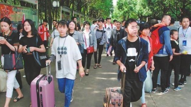 大学|大一新生：大学里的4个“大坑”，年年有人往里跳，提前了解下！