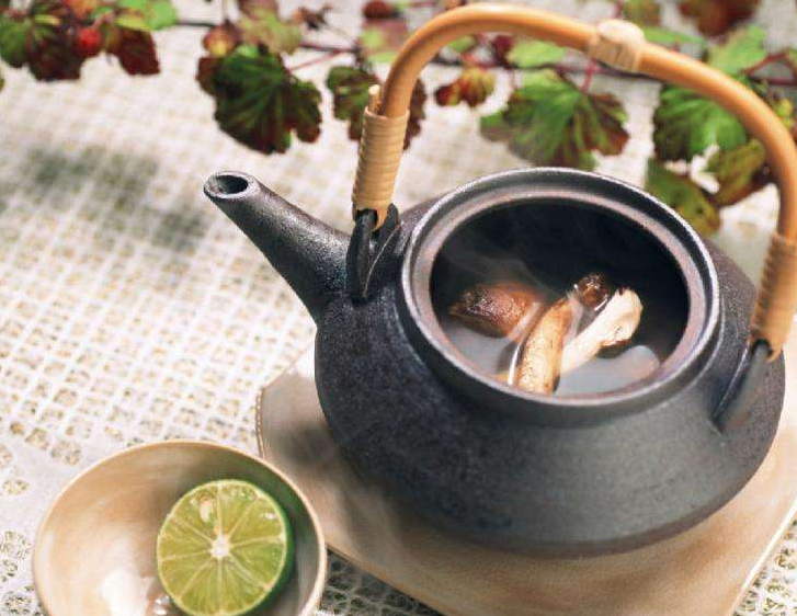 『长寿』98岁老人分享长寿经验，吃好3种“硒食物”，癌症不攻自破