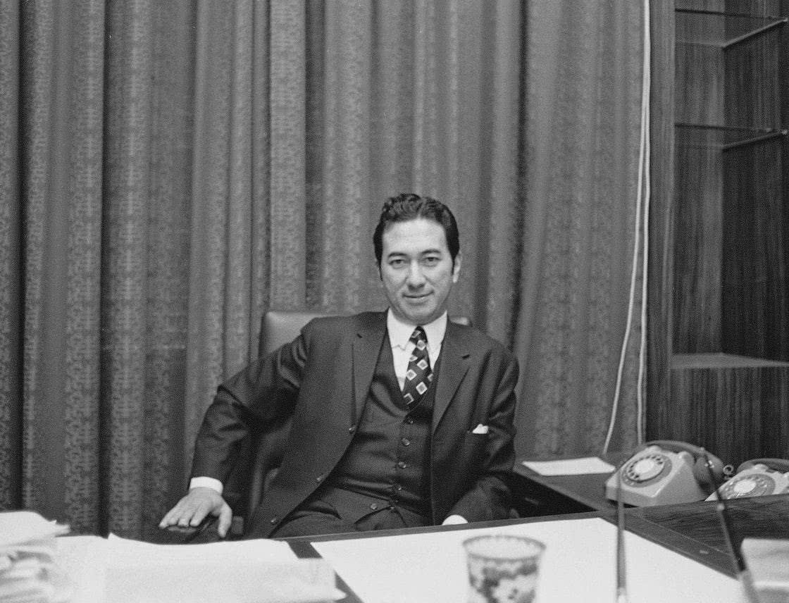 【何鸿燊】霍英东为何说：没我，澳门一切都是假的，包括何鸿燊在内